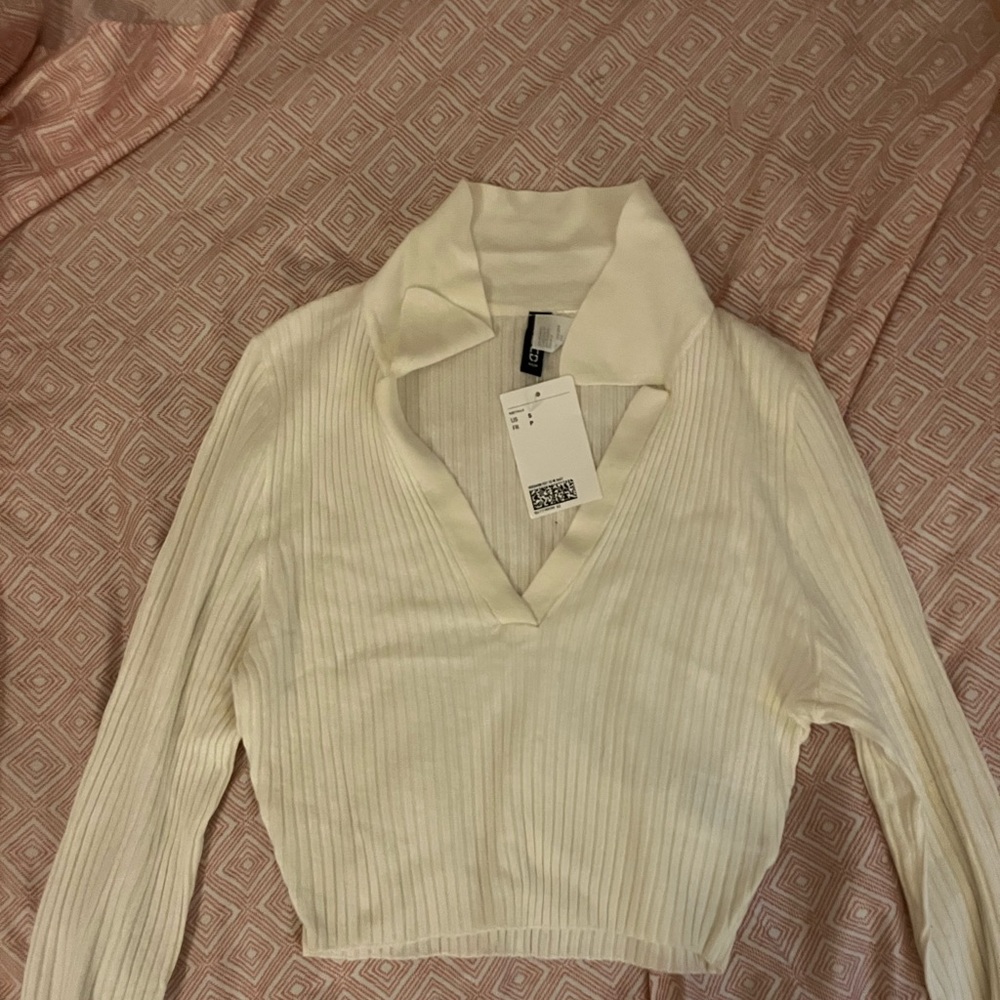 H&m small white top